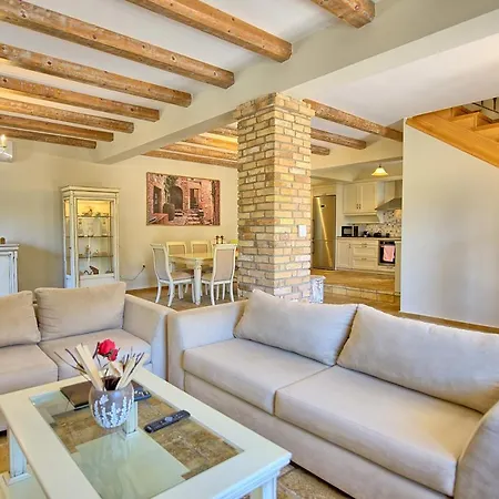 Angie By Posarellivillas 别墅